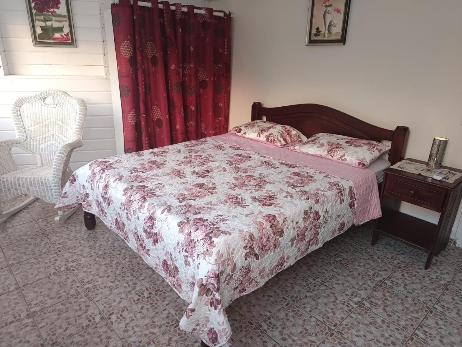L'Aseta Paradise Grand-Bourg  Экстерьер фото
