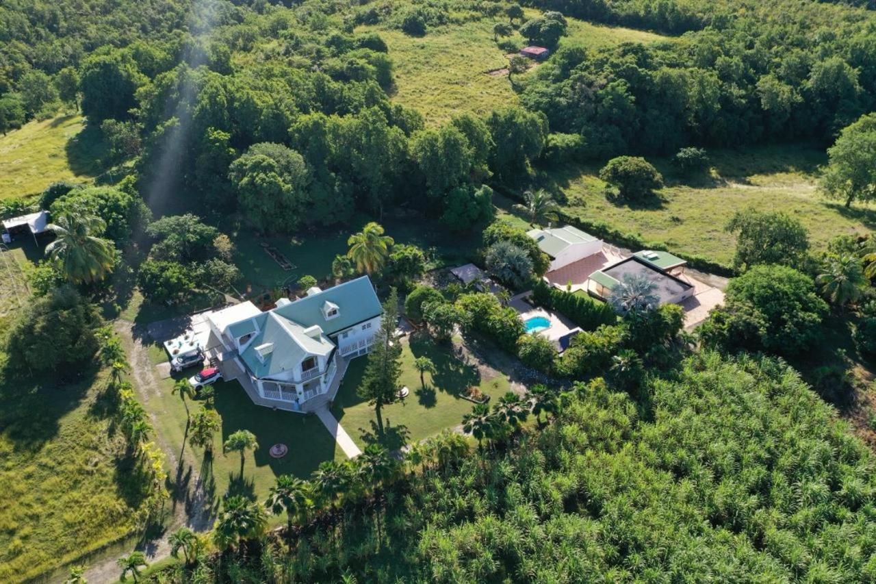 L'Aseta Paradise Grand-Bourg  Экстерьер фото